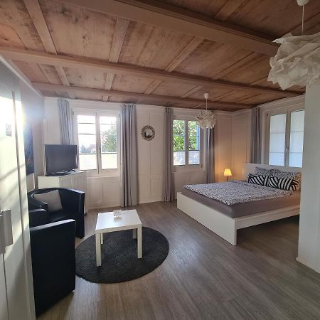 Von May Rooms Herbligen Екстериор снимка